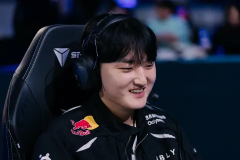 T1, 한화생명 상대로 2:1 역전승으로 LCK컵 첫 승