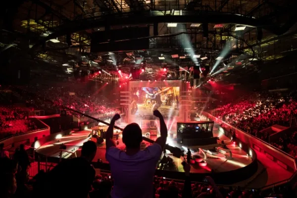 한국 e스포츠의 역사: PC방에서 세계 무대까지